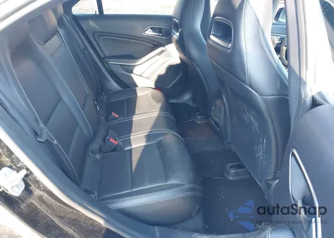 2018 Mercedes-Benz Cla 250 4Matic z USA, uszkodzony, nr VIN WDDSJ4GB8JN565532